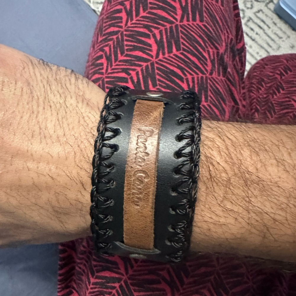 Leather bracelet